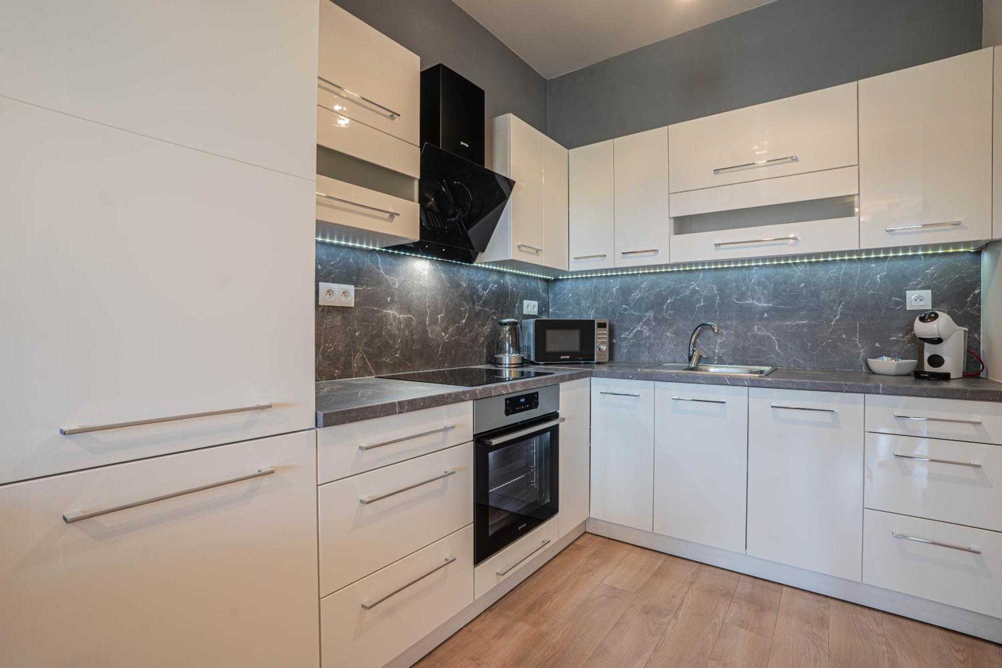 Dunajská StredaKarina Apartmanアパートメント エクステリア 写真