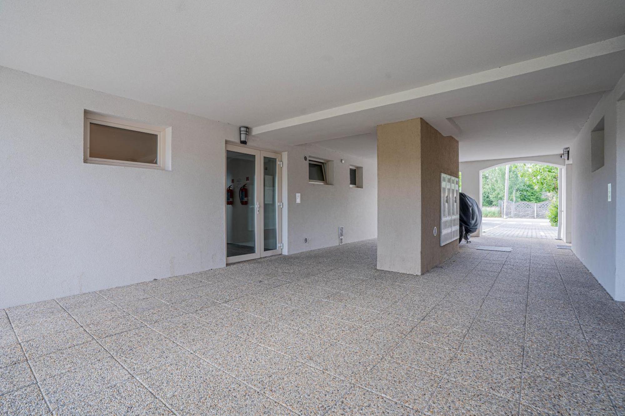 Dunajská StredaKarina Apartmanアパートメント エクステリア 写真