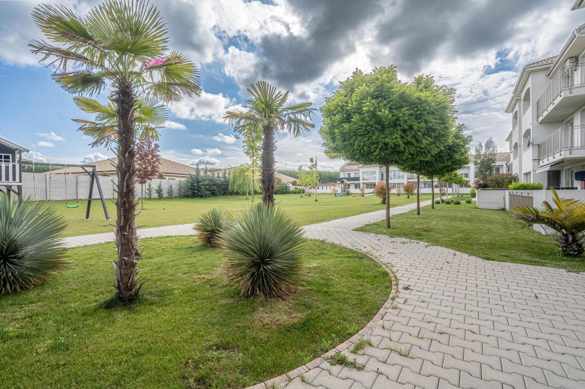 Dunajská StredaKarina Apartmanアパートメント エクステリア 写真